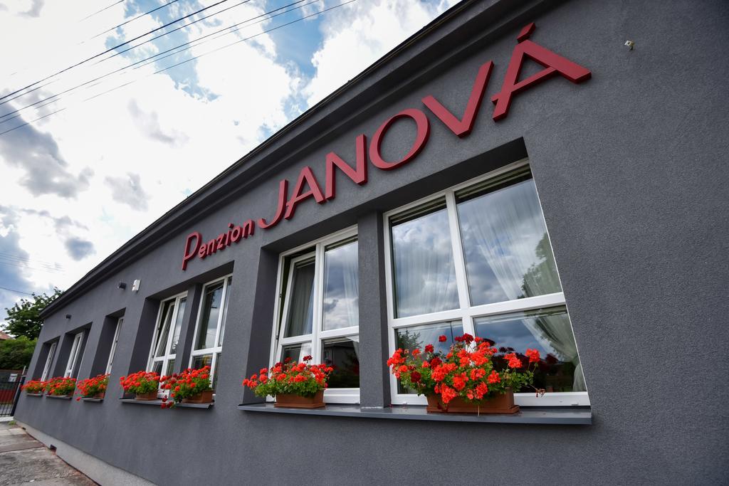 Penzion Janova Hotel Ostrava Exterior photo